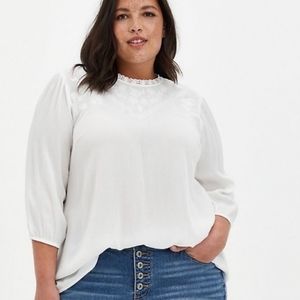 Torrid Women's White Lace Flowy 3/4 Length Sleeve Bouse Top